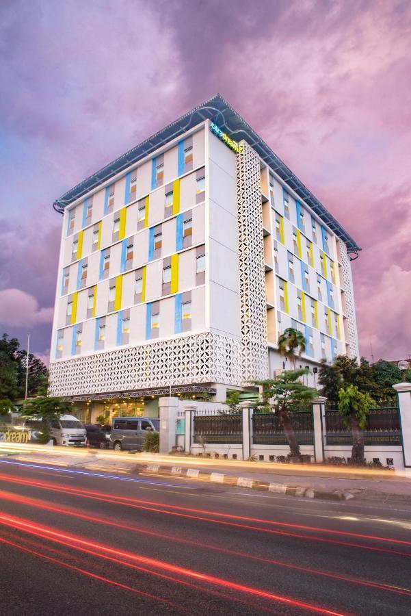 Hotel Citradream Tugu Джок'якарта Екстер'єр фото