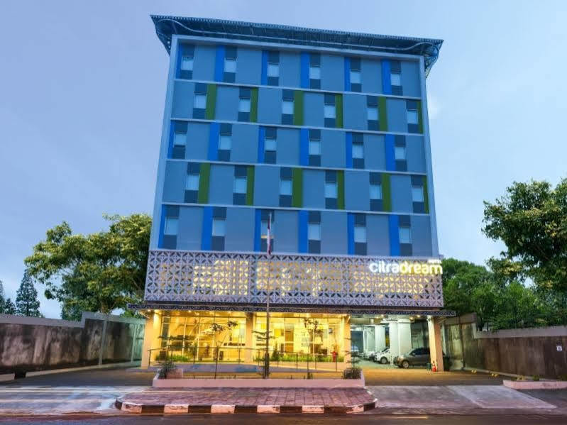 Hotel Citradream Tugu Джок'якарта Екстер'єр фото